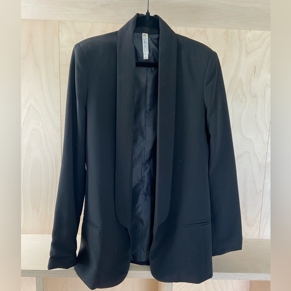 Black blazer - Mural size M